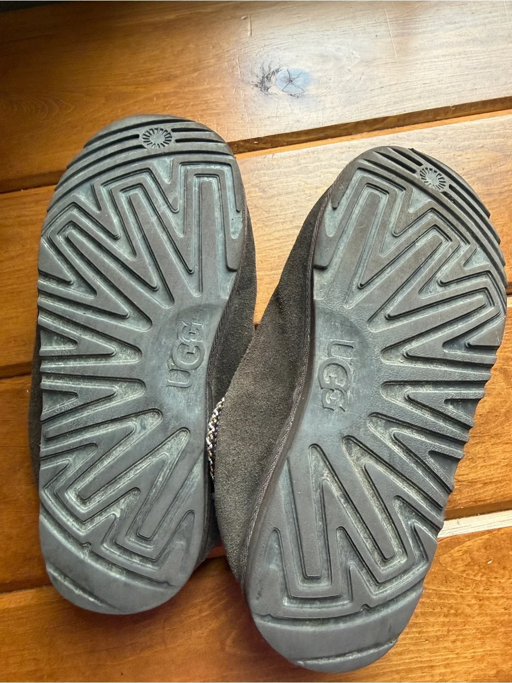 Boys Ugg Slippers
